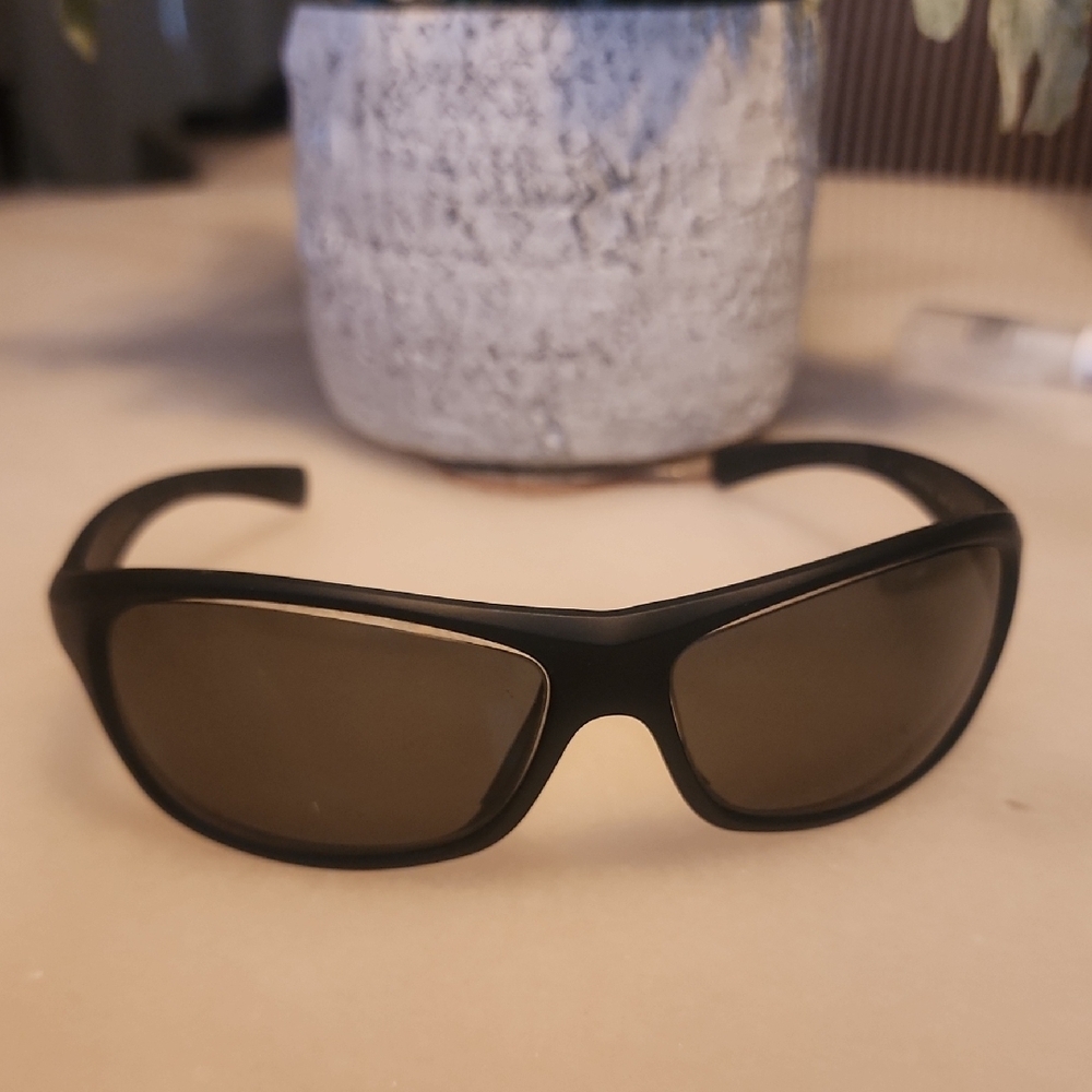 Moncler Black Shield Style  Sunglasses W Moncler Pouch And Cloth